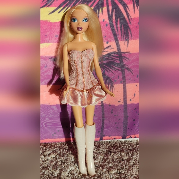 Barbie My Scene Kennedy doll - Picture 1 of 4